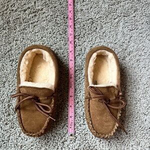 BearPaw Youth Moc II Hickory Shoes Slippers